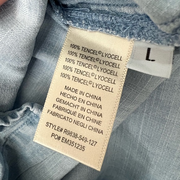 Cloth & Stone Button Down - Picture 3 of 4